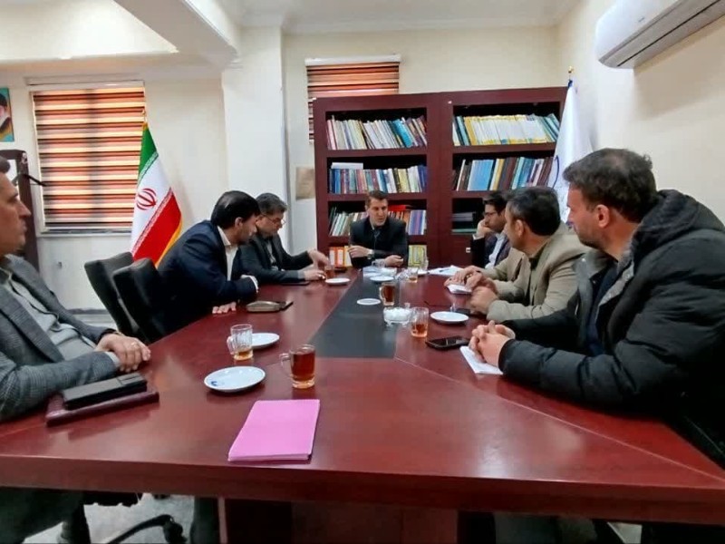 ساماندهی نیروهای شرکتی و کارگری شهرداری ایلام در اولویت باشد